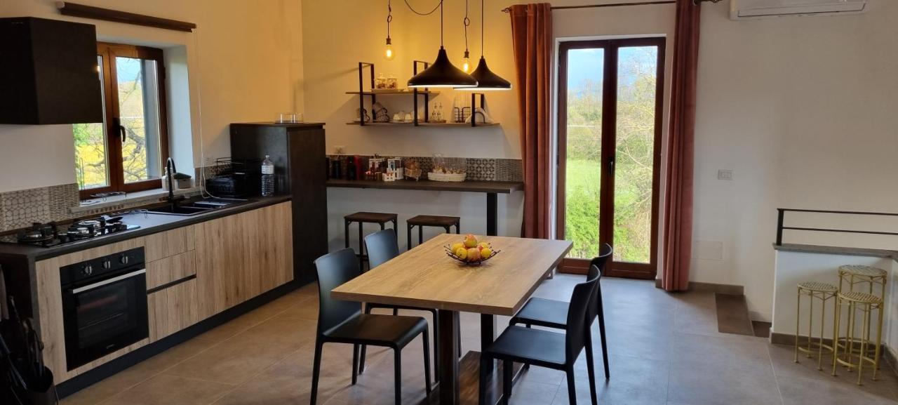Oltre La Siepe Apartment Nepi Bagian luar foto