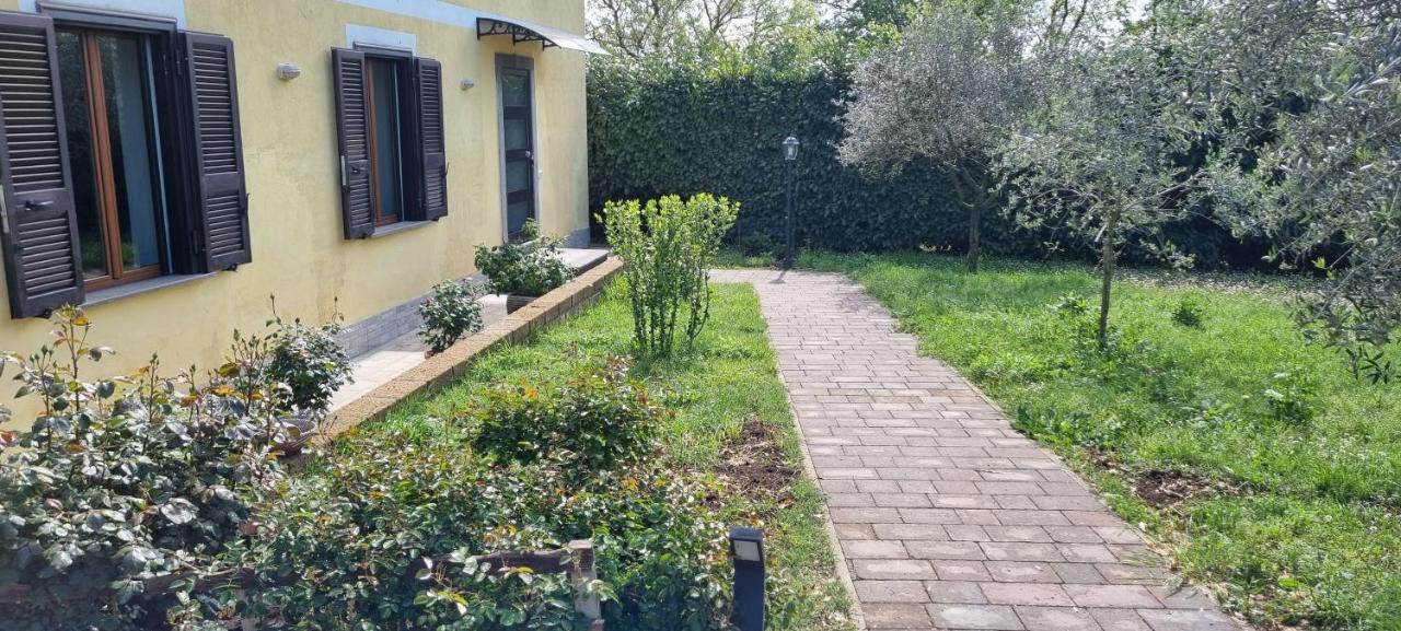 Oltre La Siepe Apartment Nepi Bagian luar foto