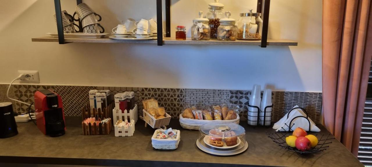 Oltre La Siepe Apartment Nepi Bagian luar foto