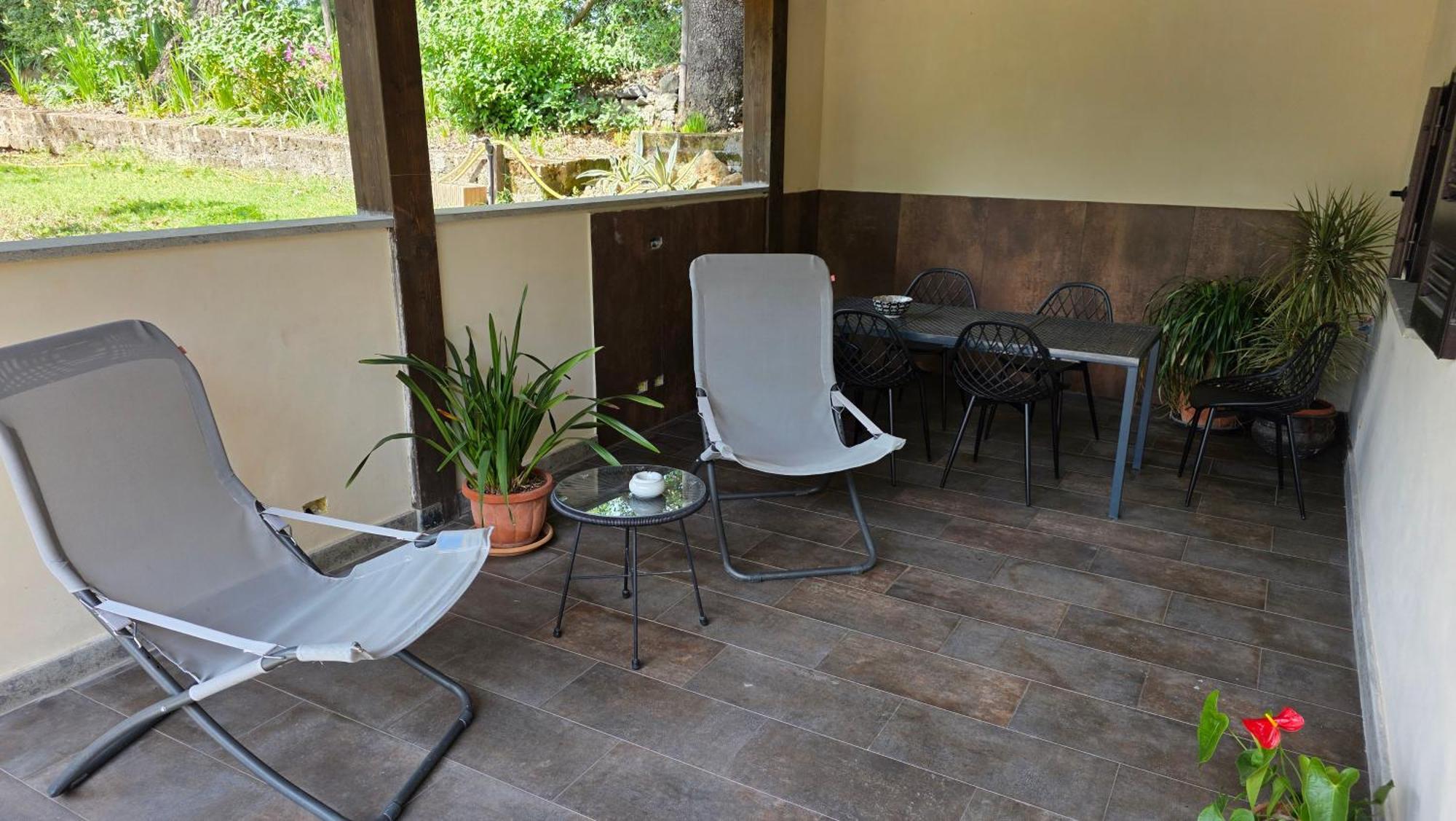 Oltre La Siepe Apartment Nepi Bagian luar foto
