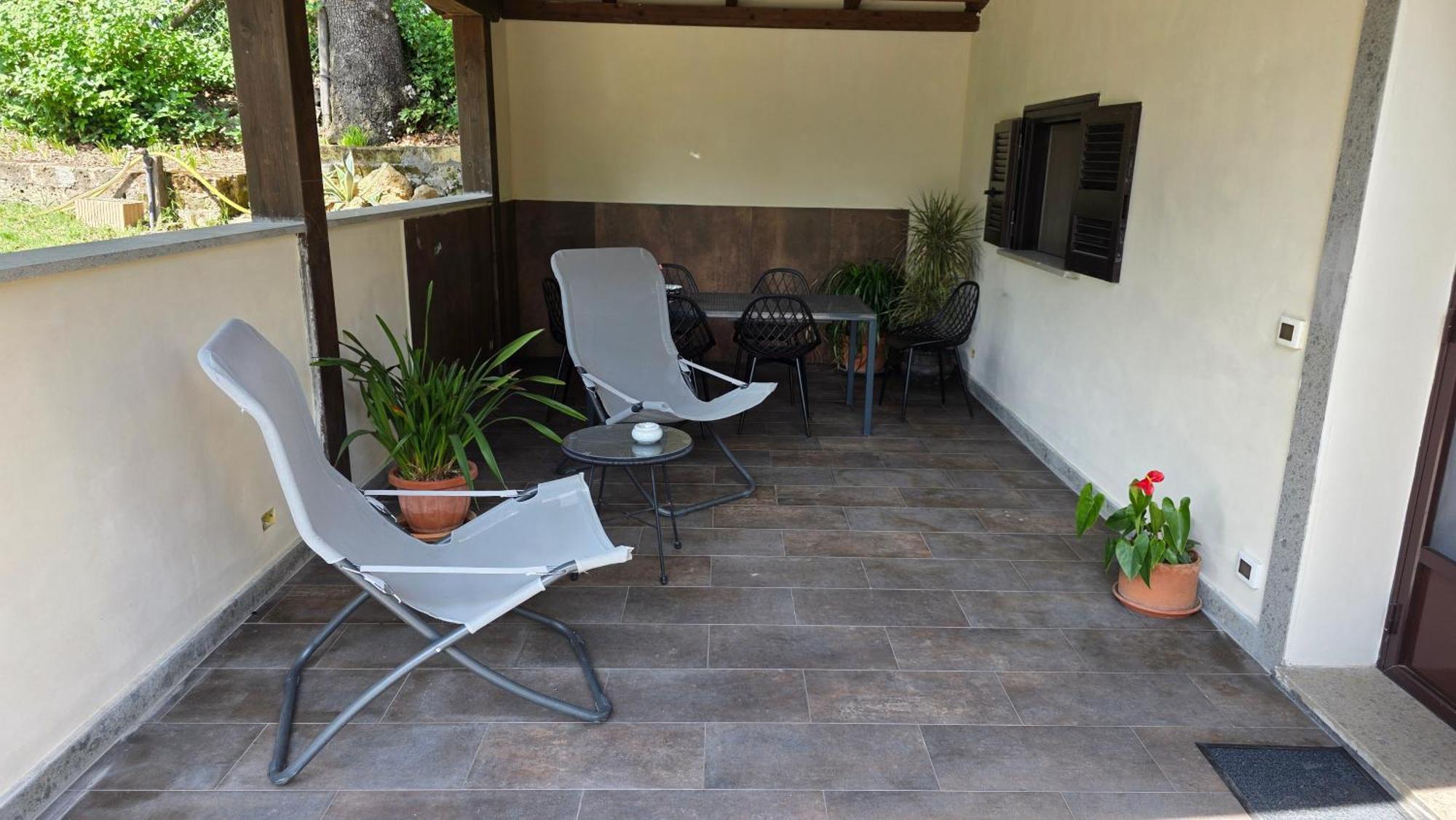 Oltre La Siepe Apartment Nepi Bagian luar foto